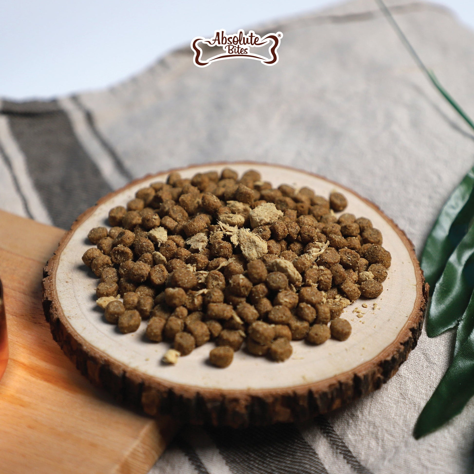 Absolute Bites Raw Craft Freeze-Dried Lamb Dog Food, high-protein, nutrient-rich meal made with premium lamb.